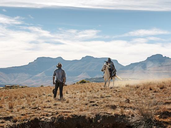 Five Fingers for Marseilles (Michael Matthews, 2017)
