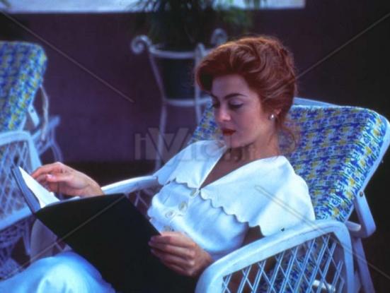 Ilona llega con la lluvia (Sergio Cabrera, 1996)