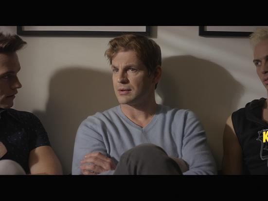 Kiss Me, Kill Me (Casper Andreas, 2015)