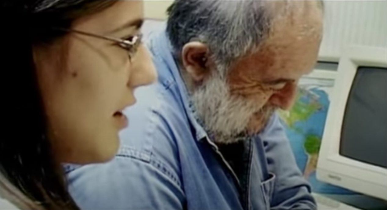 Més enllà del mirall 