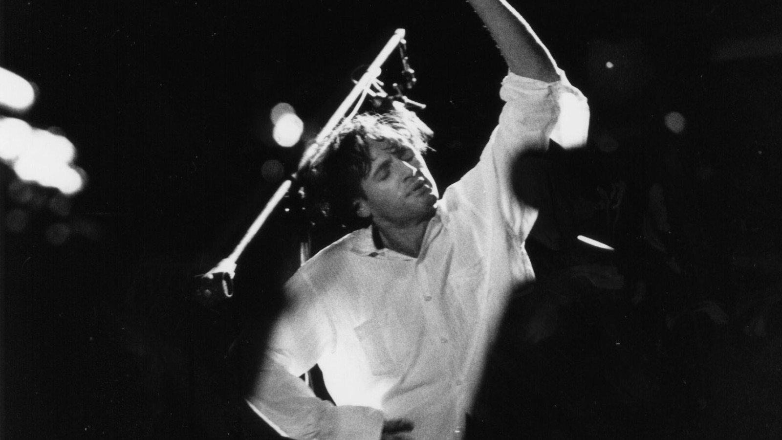 Thirty Two Short Stories About Glenn Gould