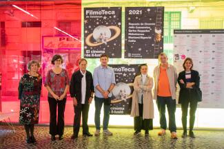 Foto Roda de premsa Any Chomón 18-10-2021. Mariona Bruzzo i Rosa Cardona, comissàries; Hausson; Joaquim Rabaseda, Esmuc; Anna Díaz, Hamill Industries; Esteve Riambau, director Filmoteca: Marina Vinyes, cap programació Filmoteca