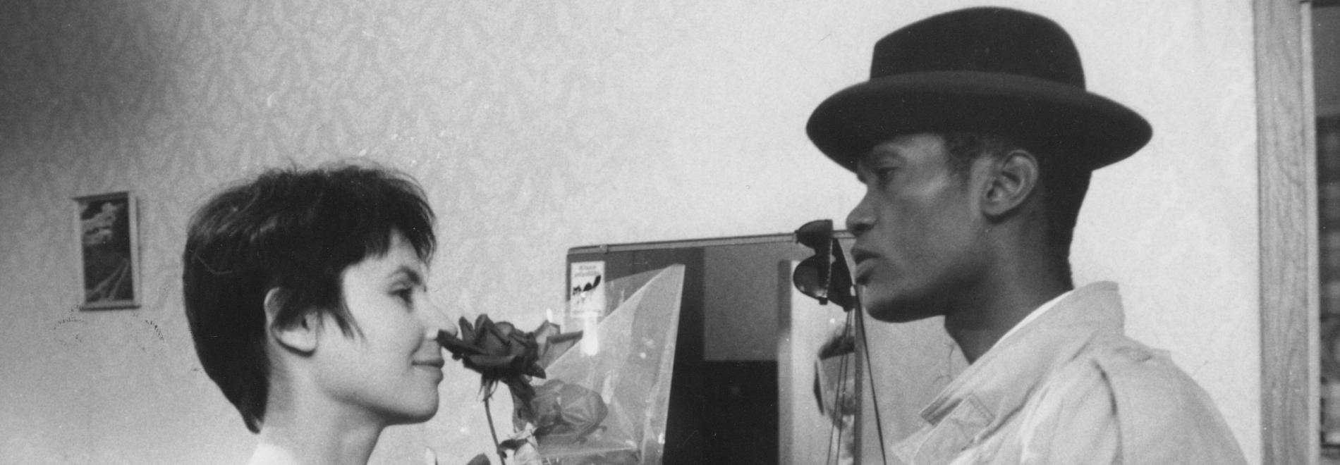 Oktyabr / Octubre (Abderrahmane Sissako, 1993. 