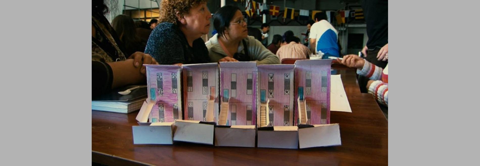 74m2 (Paola Castillo, Tiziana Panizza, 2011)