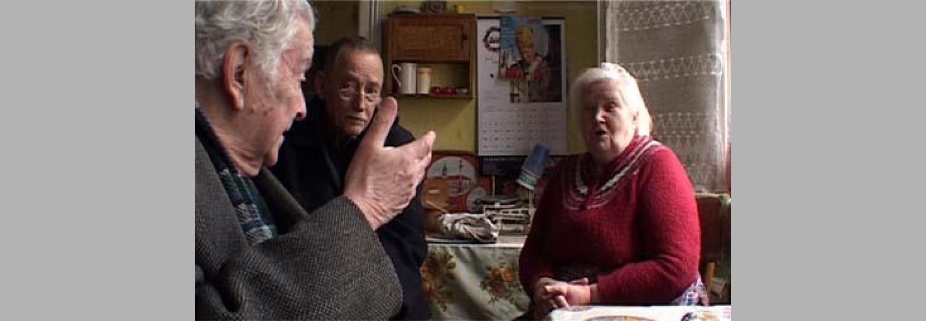 Bilder finden / Encontrando imágenes (Benjamin Geissler, 2003)