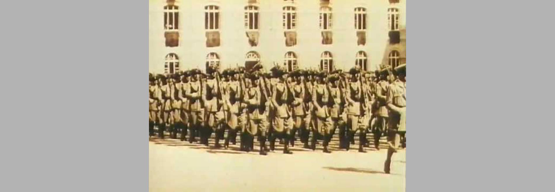 Caudillo (Basilio Martin Patino, 1977)