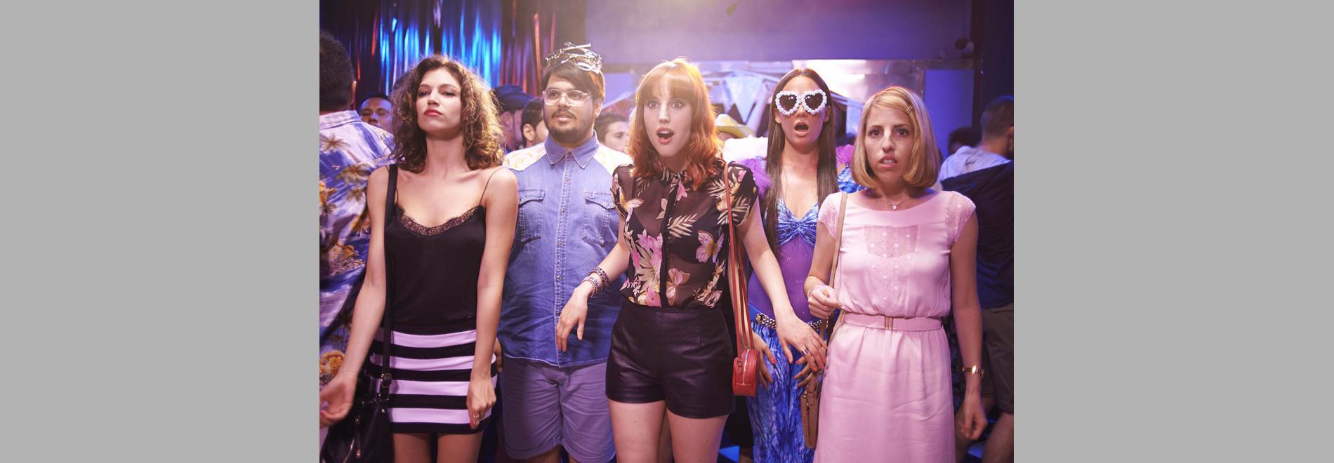 Cómo sobrevivir a una despedida (Manuela Moreno, 2015)