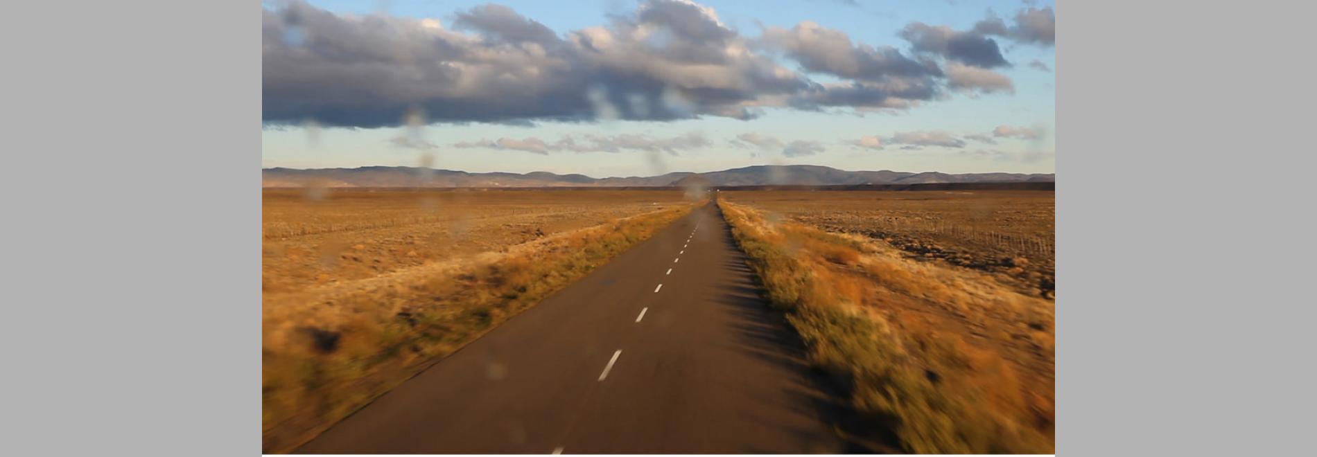 Entre dos orillas (Bárbara Meyer, Concha García, 2015)