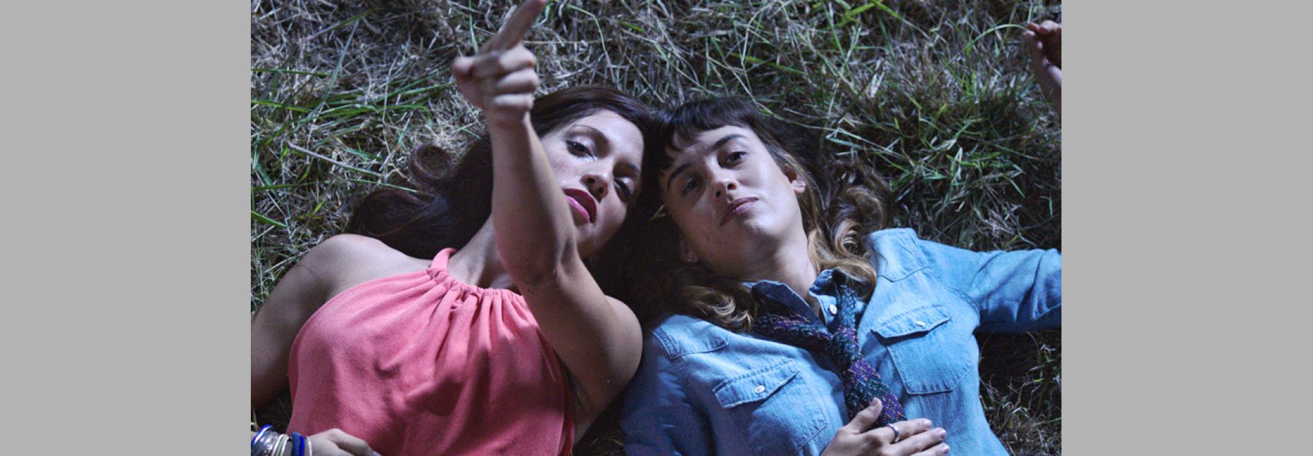 Extra Terrestres (Carla Cavina, 2017)