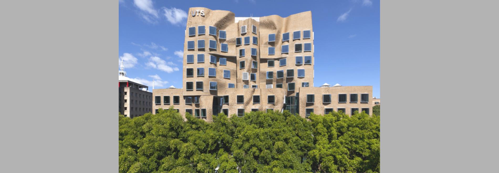 Getting Frank Gehry (Sally Aitken, 2015)