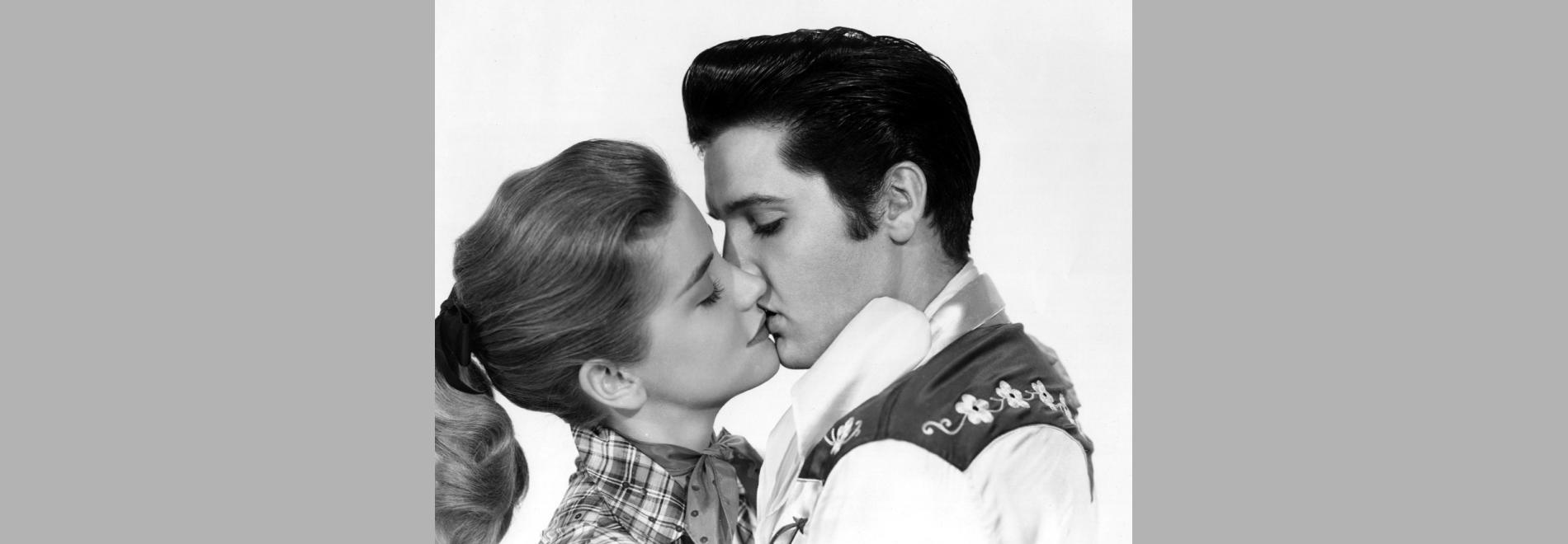 God is the Bigger Elvis (Rebecca Cammisa, Julie Anderson, 2012)