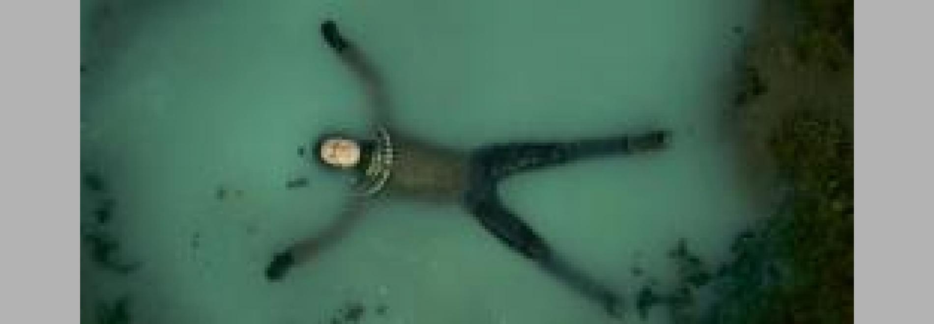 Kona fer í stríð / La mujer de la montaña (Benedikt Erlingsson, 2018) 