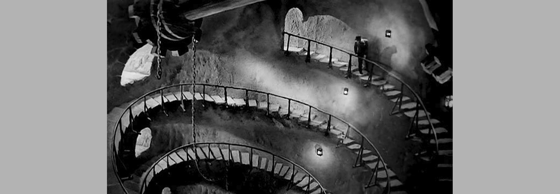 La torre de los siete jorobados (Edgar Neville, 1944)