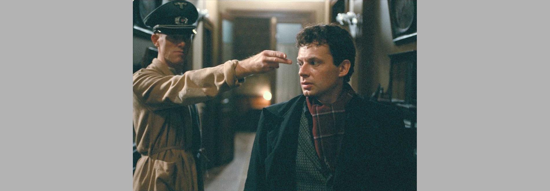 Laissez-passer (Bertrand Tavernier, 2002)