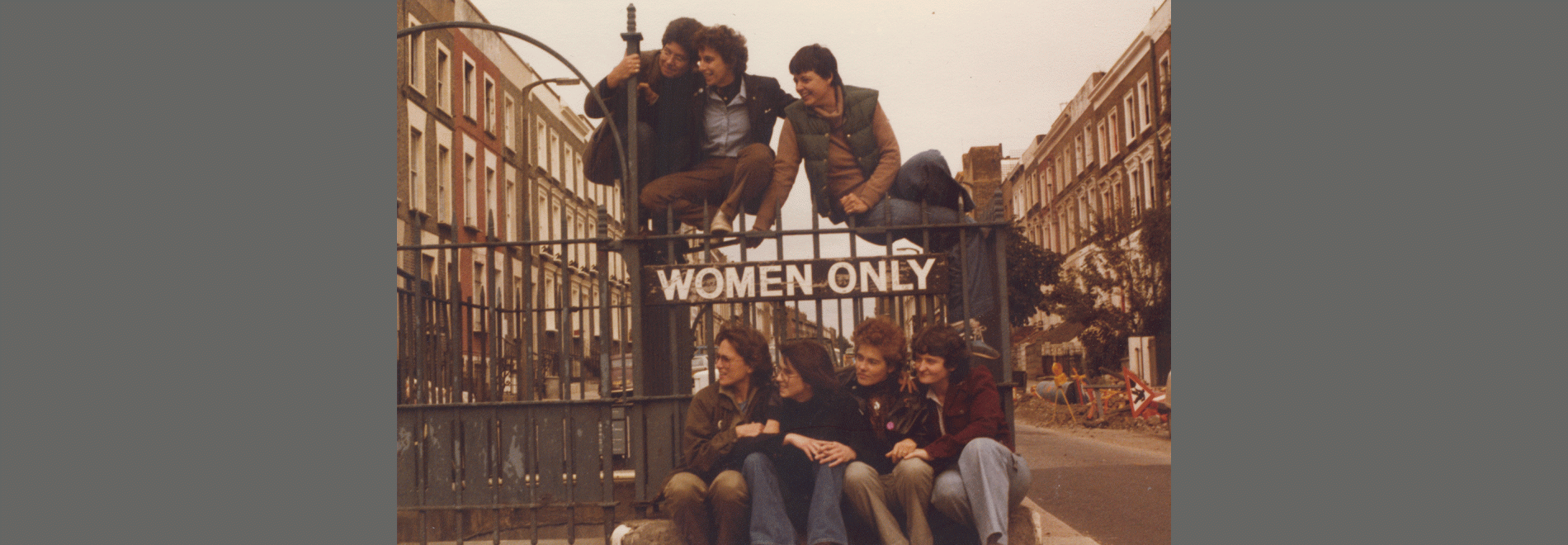 Lesbiana - A Parallel Revolution