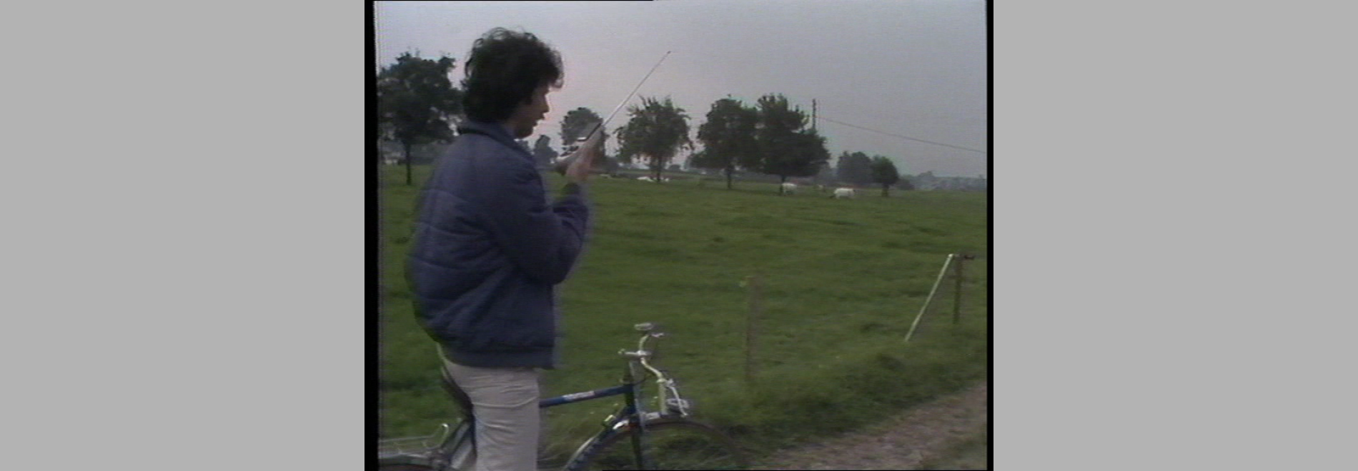 R... ne répond plus (Jean-Pierre Dardenne, Luc Dardenne, 1981)