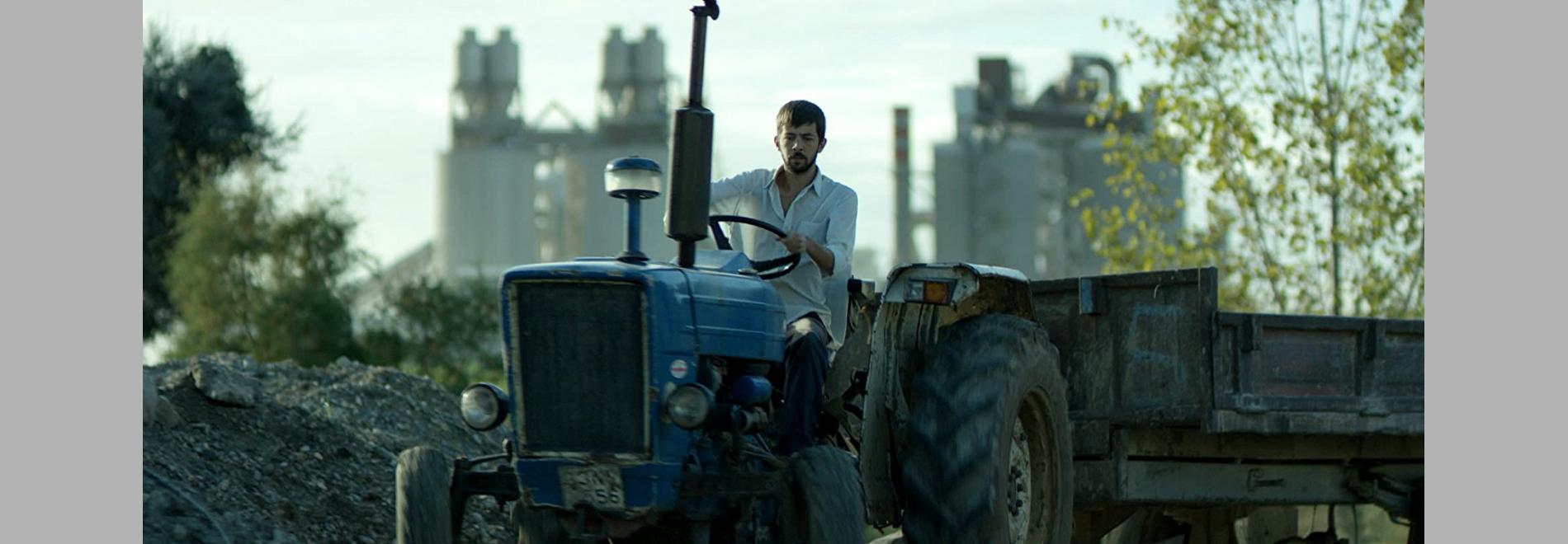 Sari sicak (Fikret Reyhan, 2017)