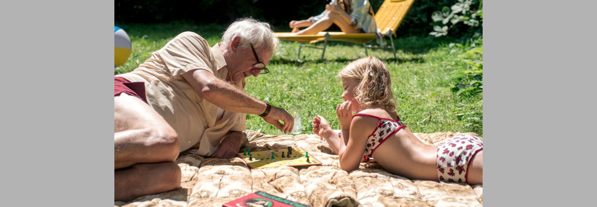 Sommerhäuser / El jardín (Sonja Maria Kröner, 2017)