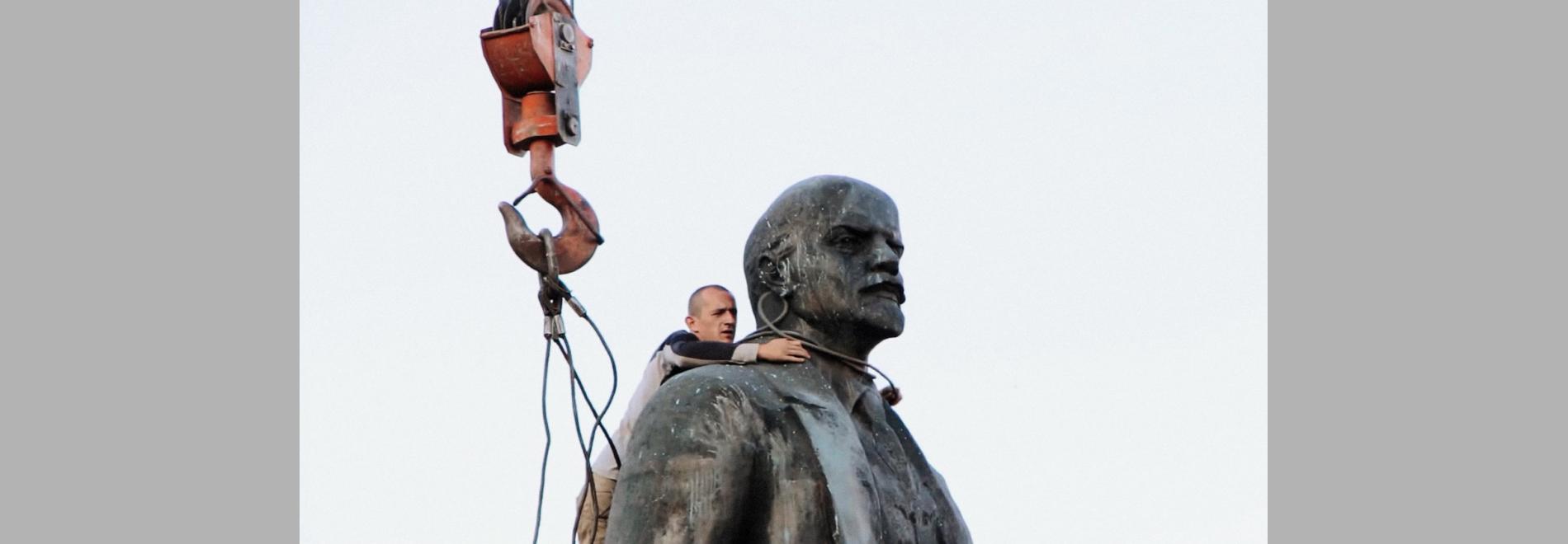 The Fall of Lenin (Svitlana Shymko, 2017)