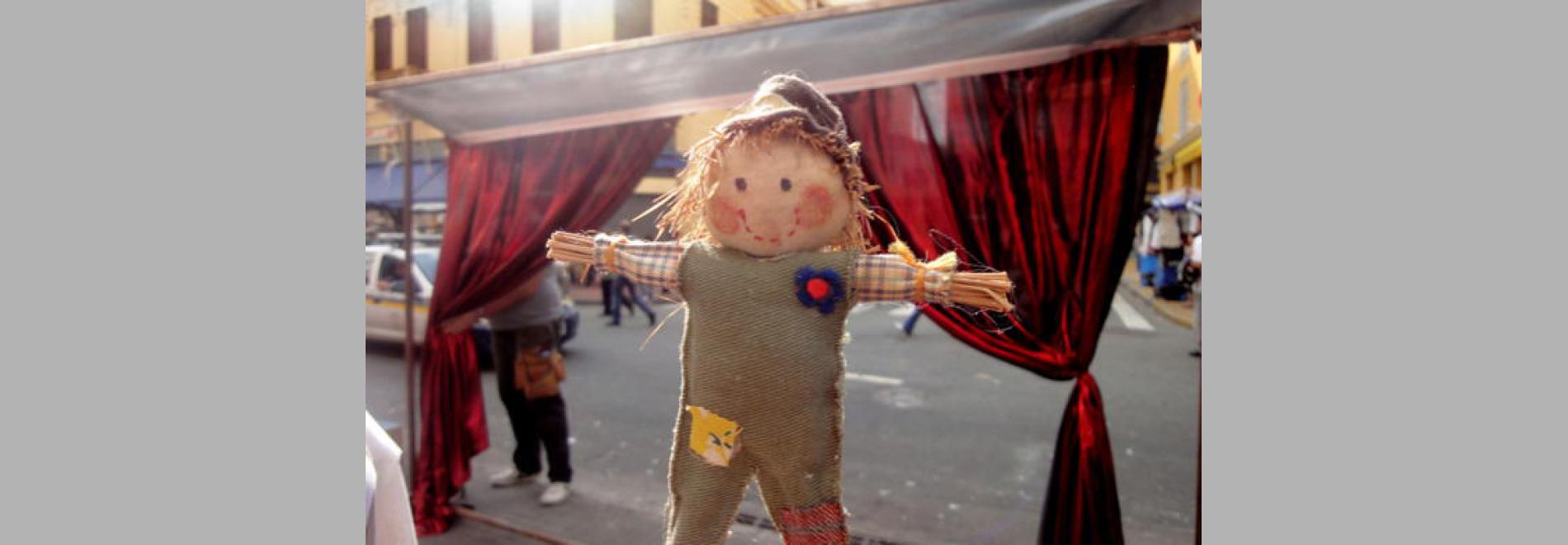 Street Vendor Cinema