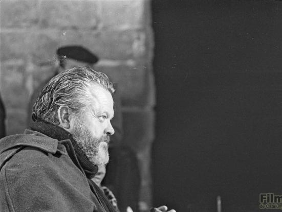 Foto Orson Welles al rodatge de 'Chimes at Midnight' a la col·legiata de Cardona, 1965