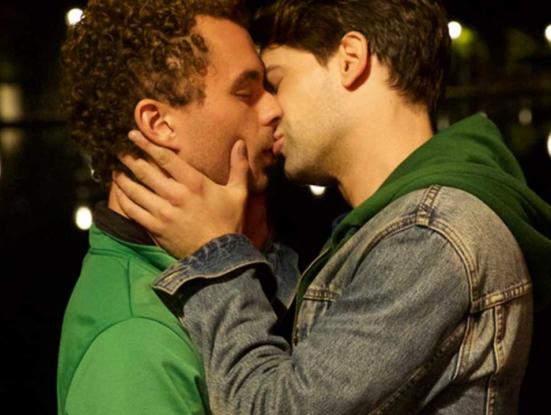 Théo et Hugo dans le même bateau