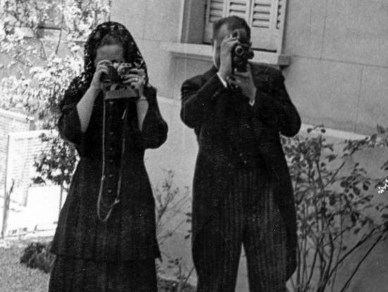 100anys cine amateur. Pilar de Quadras i Delmiro de Caralt. Arxiu Família Quadras