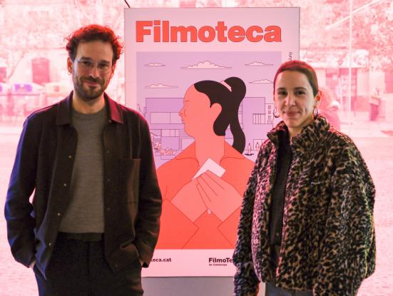 Pablo La Parra Pérez i Nadia Hafid (creadora de la imatge Filmoteca 2026). Roda de premsa de presentació de la programació 2026