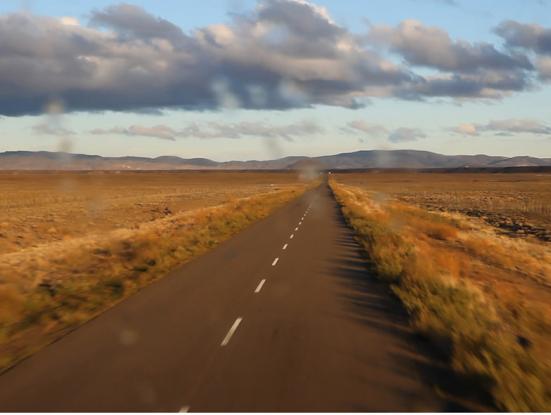 Entre dos orillas (Bárbara Meyer, Concha García, 2015)